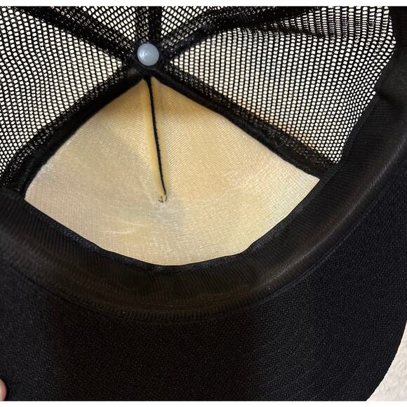 Vintage America’s Most Wanted Trucker Snapback Hat - Picture 4 of 4